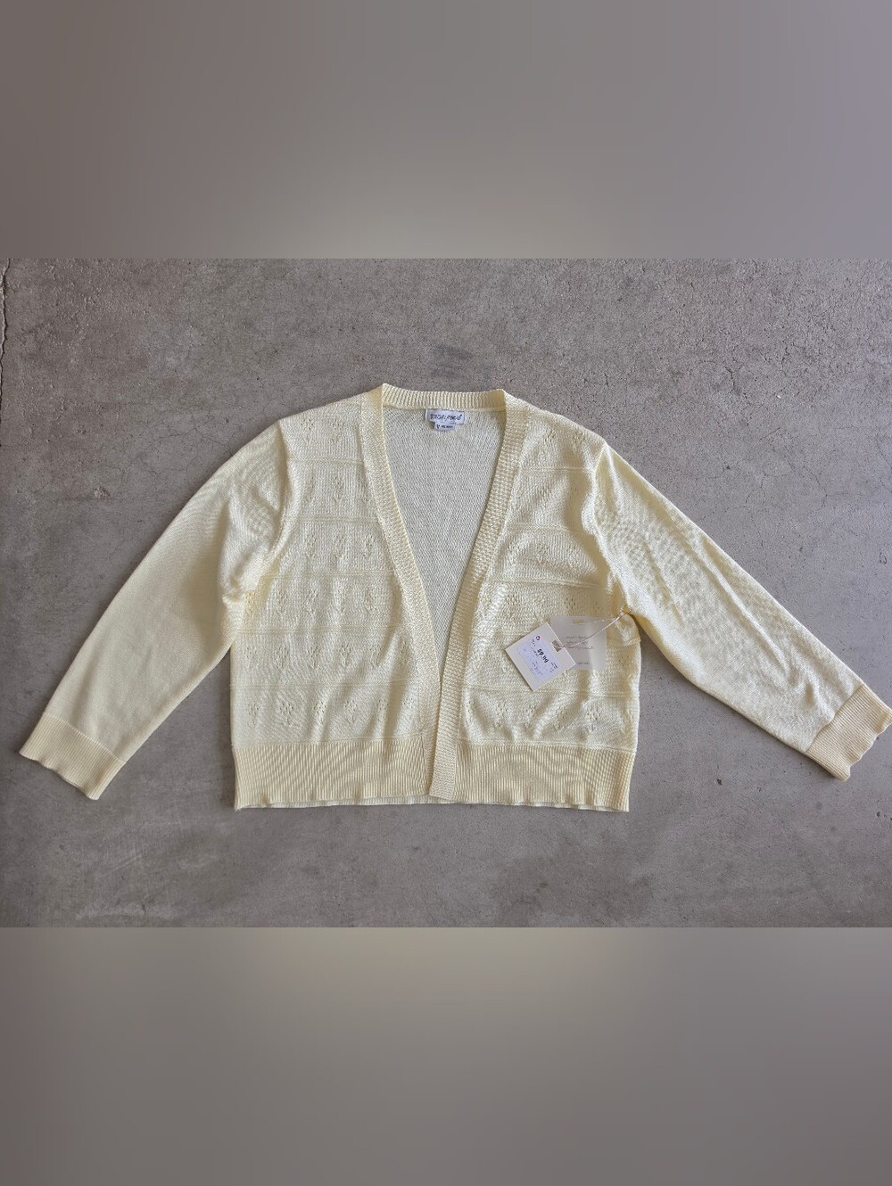 Sunday Peach Women’s Cream Pointelle Knit Cardigan Size M NWT